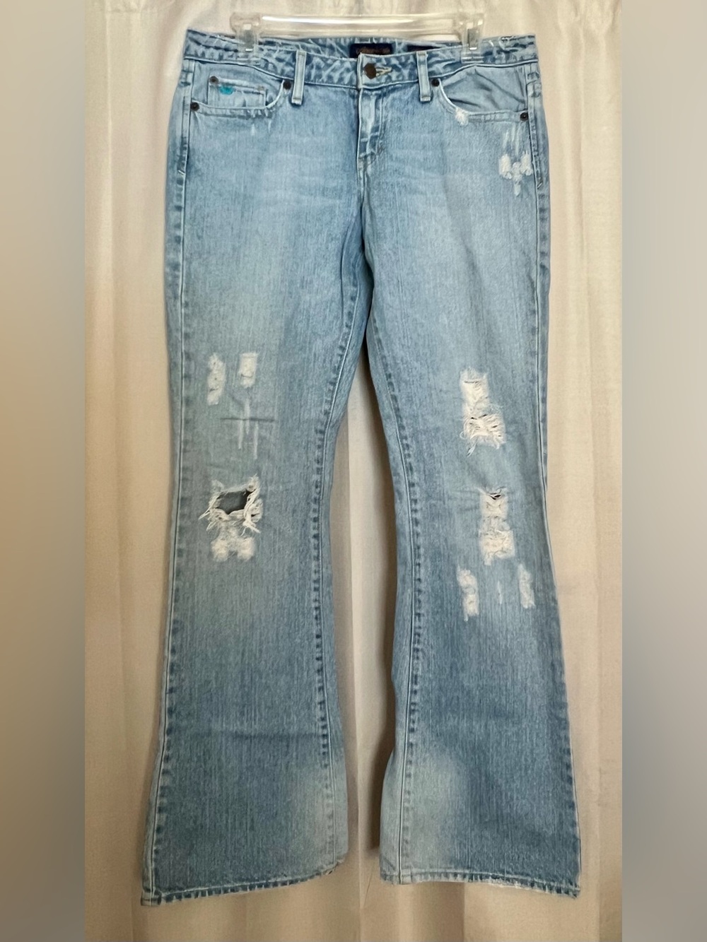Aeropostale Women’s 7/8L Distressed Flare Jeans Light Wash Y2K 33” Inseam